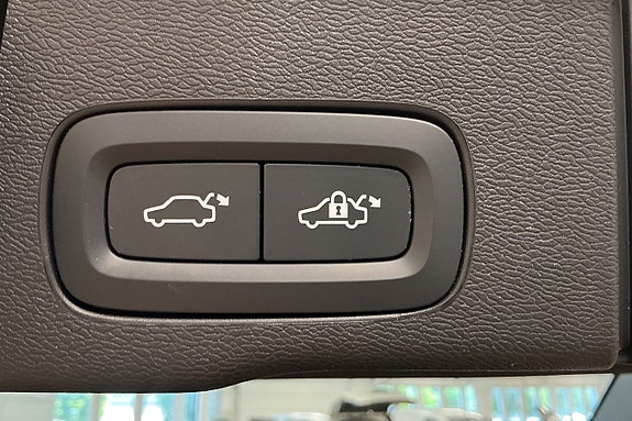 Volvo XC60 22 of 29
