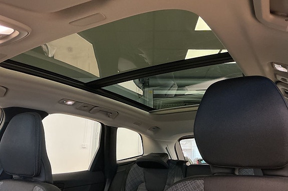 Volvo XC60 24 of 29