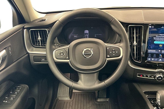 Volvo XC60 15 of 29