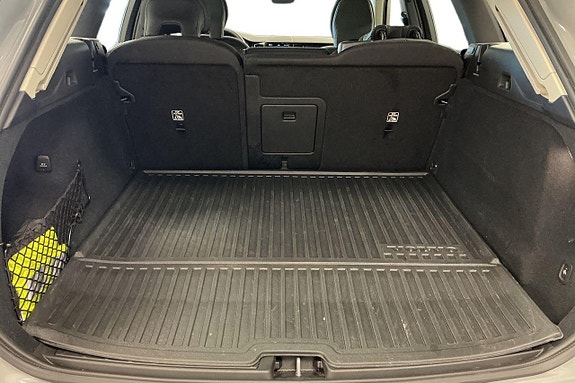 Volvo XC60 10 of 29