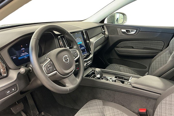 Volvo XC60 16 of 29