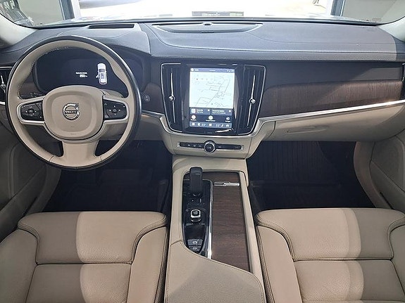 Volvo V90 Cross Country 5 of 7