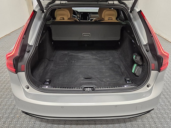 Volvo V90 11 of 11