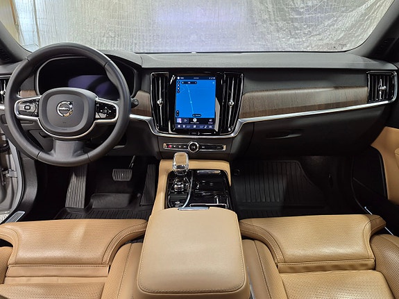 Volvo V90 6 of 11