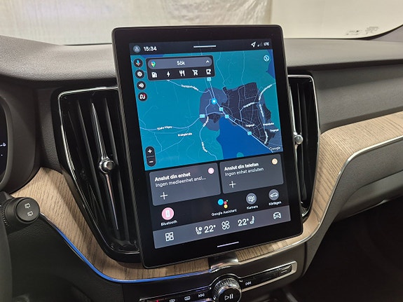 Volvo XC60 7 of 12