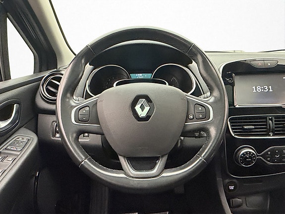 Renault Clio 18 of 30