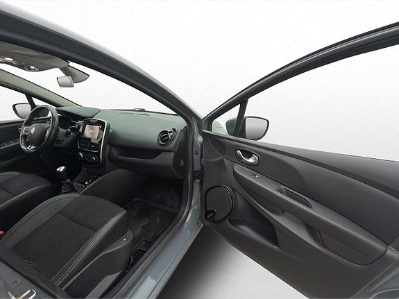 Renault Clio 15 of 30