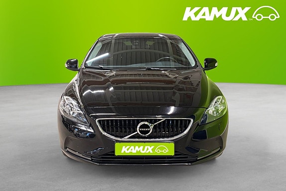 Volvo V40 6 of 23