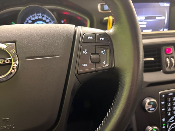 Volvo V40 21 of 23