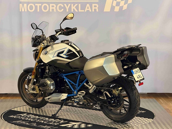 BMW R1200R 4 of 8