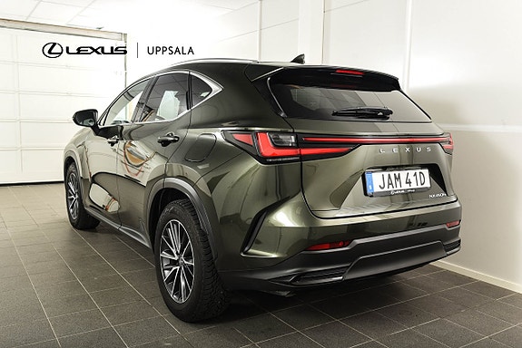 Lexus NX450h+ 3 of 23