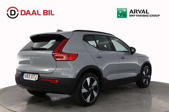 Volvo EX40 6 of 28