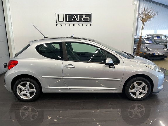 Peugeot 207 2 of 14