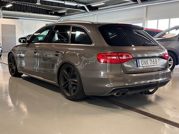 Audi A4 3 of 8