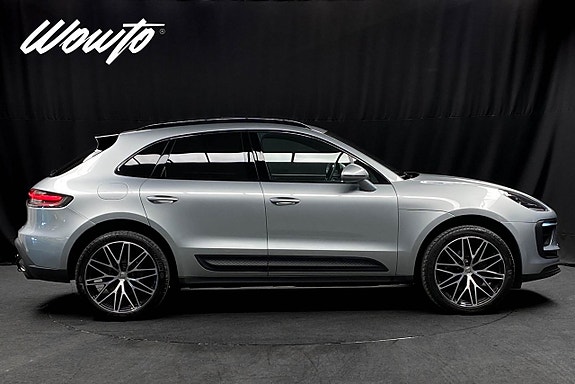 Porsche Macan 3 of 25