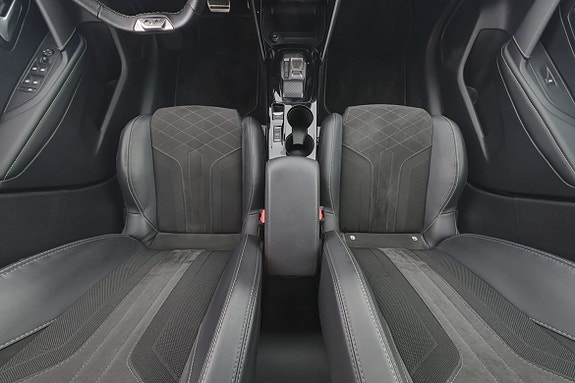 Peugeot 208 9 of 16