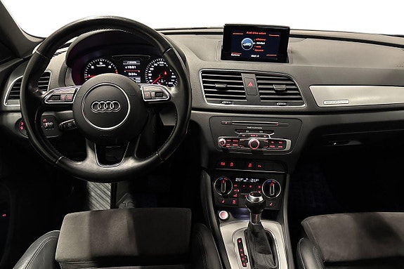 Audi Q3 10 of 26