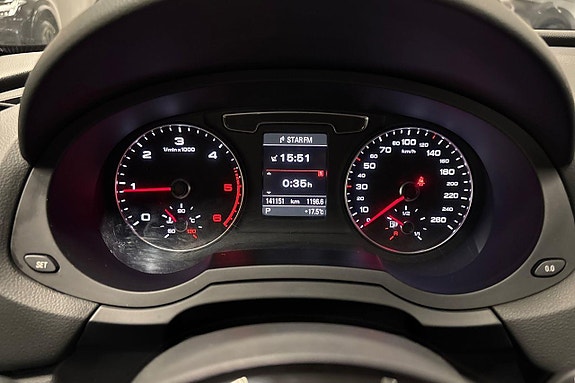 Audi Q3 14 of 26