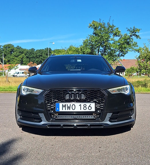 Audi A6 allroad 2 of 6
