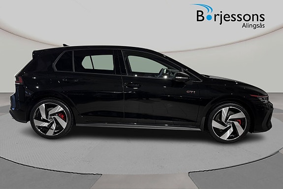 Volkswagen Golf I 2 of 7
