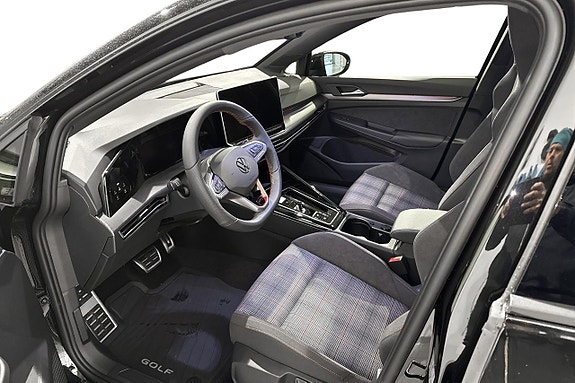 Volkswagen Golf I 4 of 7
