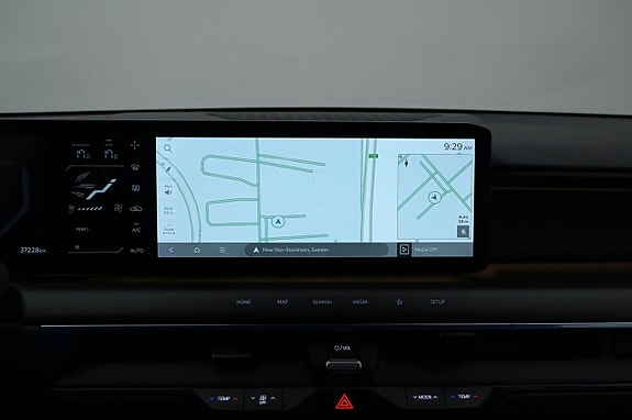 Kia EV9 11 of 27