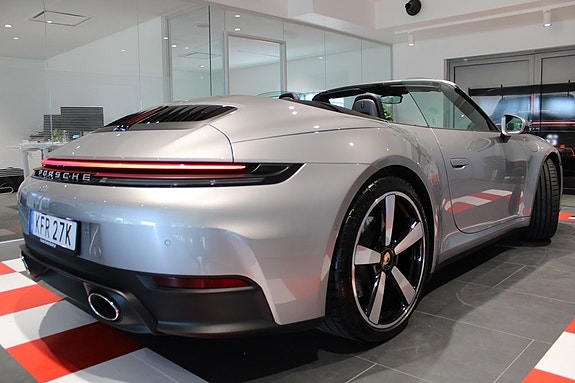 Porsche 911 Carrera 5 of 24