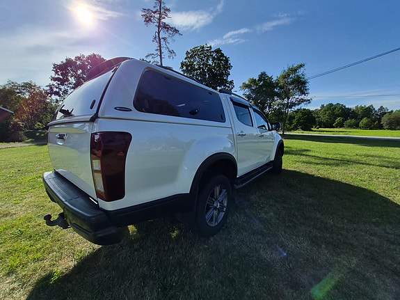 Isuzu D-max 3 of 5