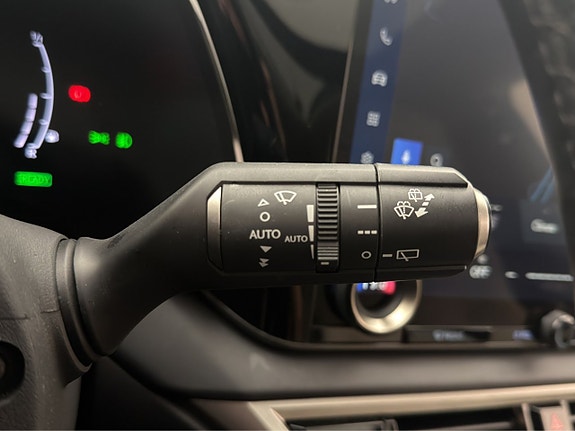 Lexus RX450h+ 27 of 30