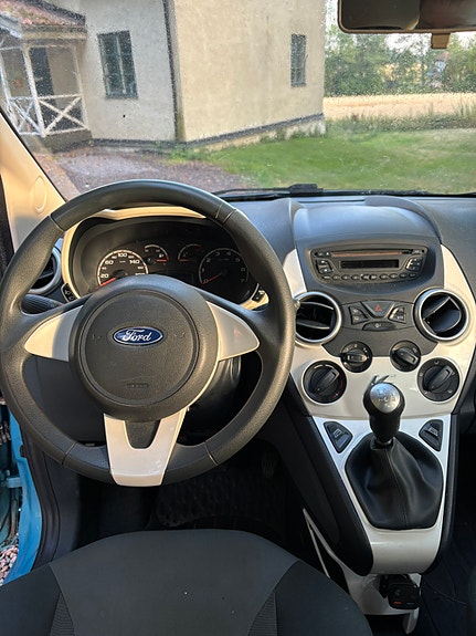 Ford Ka 2 of 10