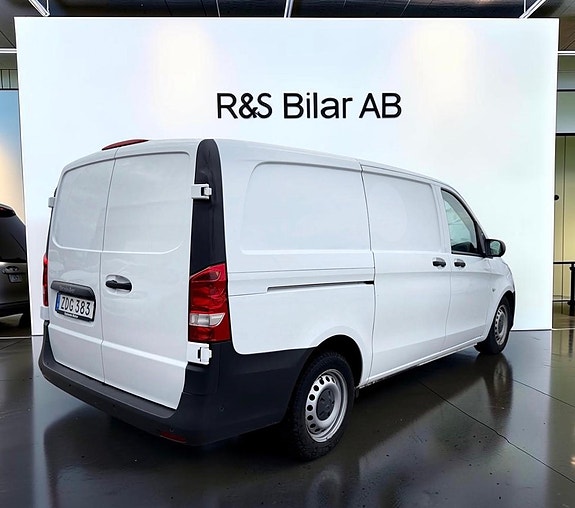 Mercedes-Benz Vito 109 4 of 14