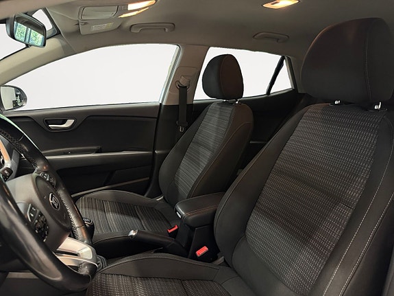 Kia Stonic 9 of 21