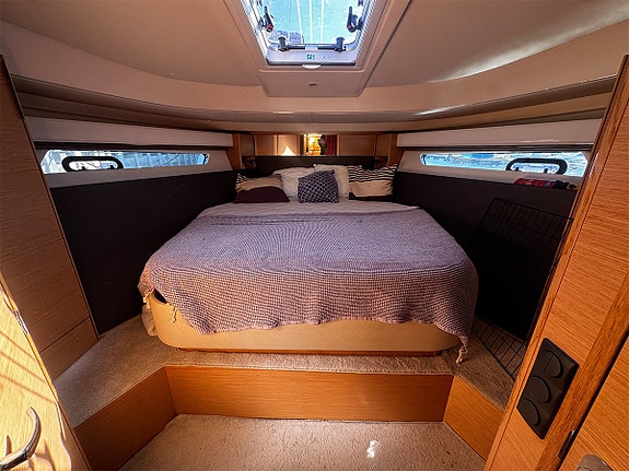 Bavaria S45 HT 8 of 12