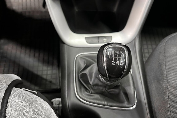 Kia Ceed 12 of 15
