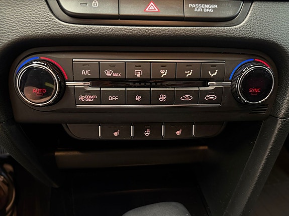 Kia Ceed 21 of 21