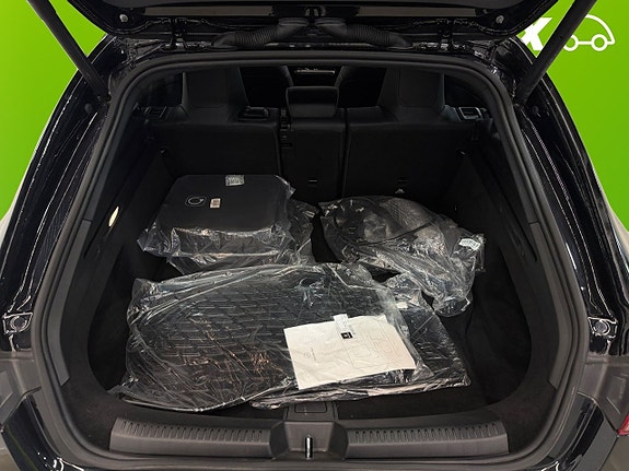 Mercedes-Benz CLA250 e 17 of 26