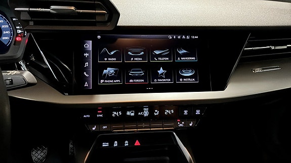 Audi A3 9 of 12