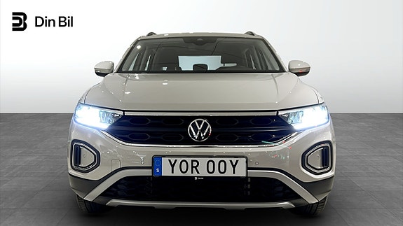 Volkswagen T-Roc 4 of 19