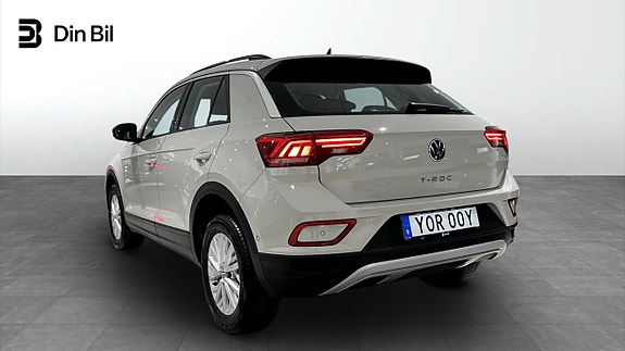 Volkswagen T-Roc 3 of 19