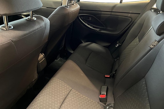 Toyota Yaris Cross 13 of 22
