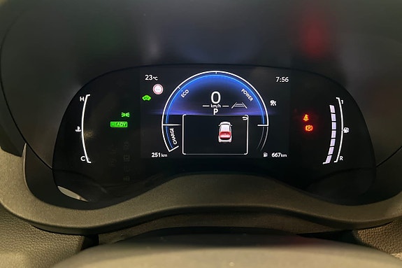 Toyota Yaris Cross 16 of 22