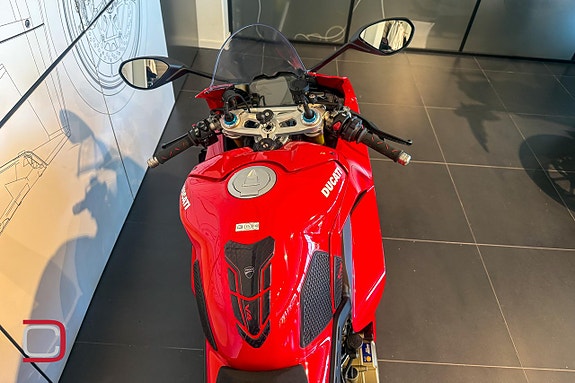Ducati Panigale V4 S 4 of 5