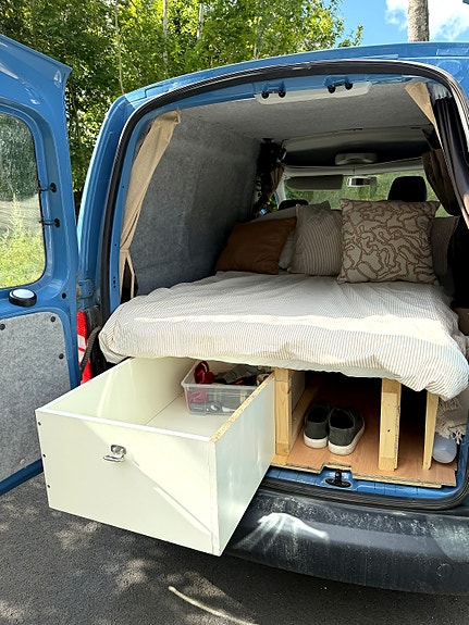 Volkswagen Caddy 6 of 8