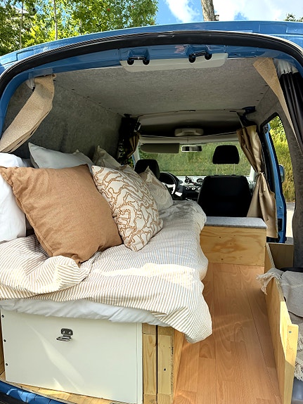 Volkswagen Caddy 3 of 8