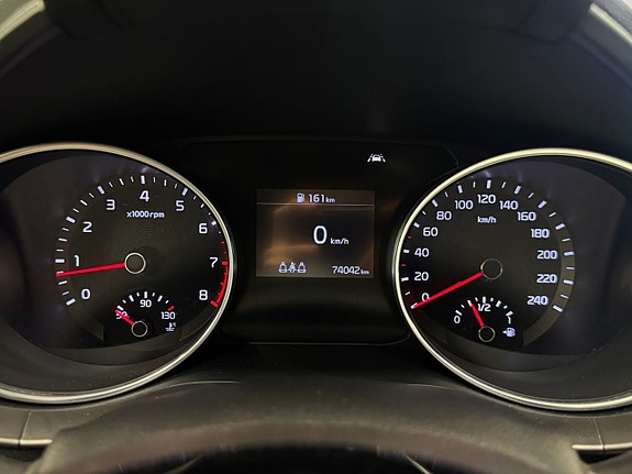 Kia Ceed 12 of 24