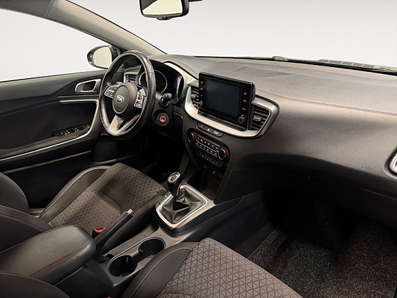 Kia Ceed 15 of 24