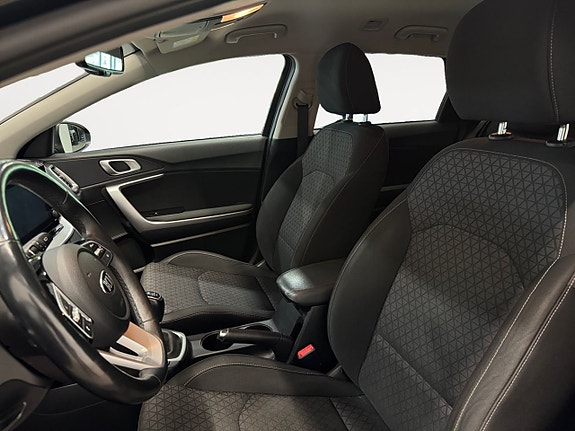 Kia Ceed 9 of 24