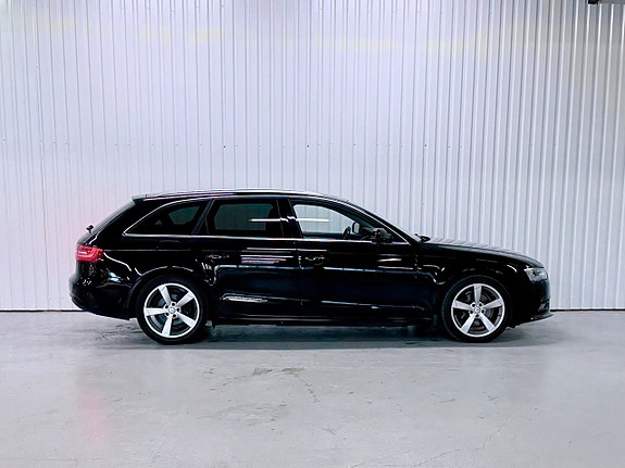 Audi A4 2 of 18
