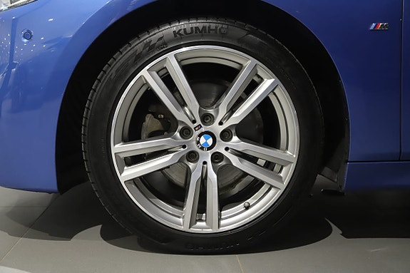 BMW 220d 5 of 12