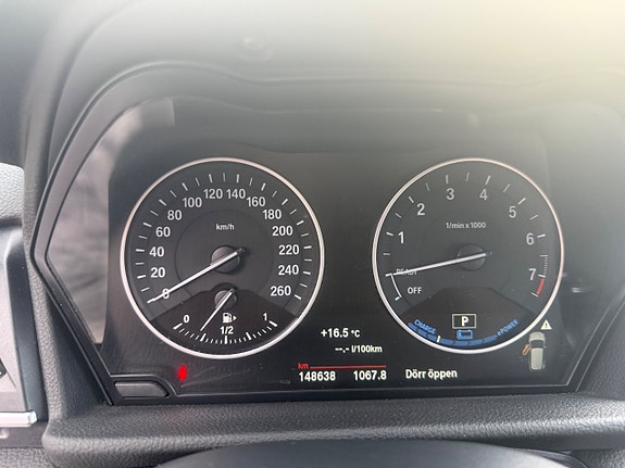 BMW 225xe 19 of 19